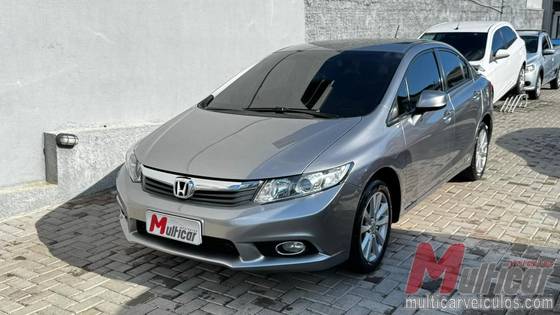 HONDA CIVIC 1.8 LXS 16V FLEX 4P MANUAL HONDA CIVIC 1.8 LXS 16V FLEX 4P MANUAL